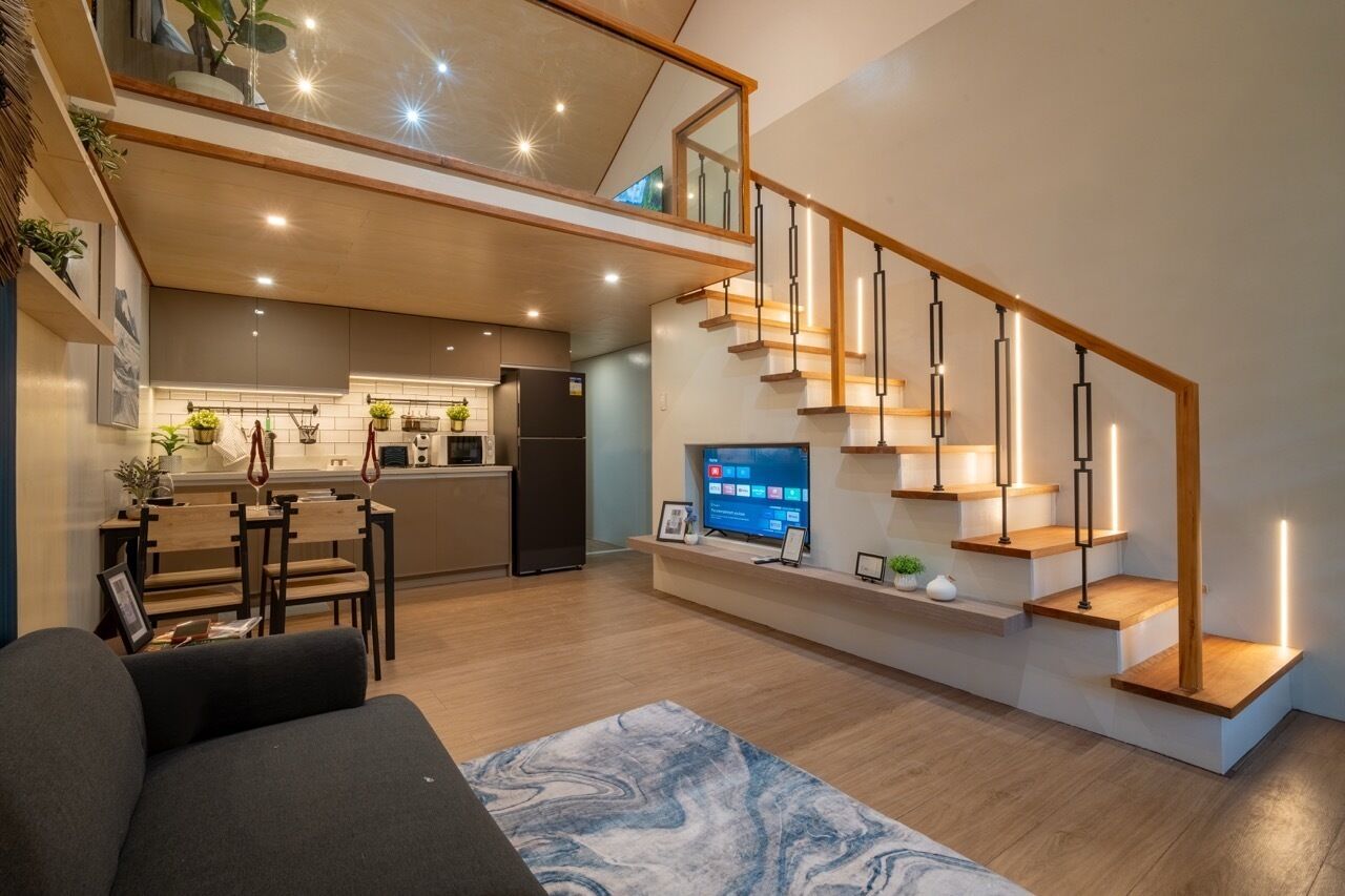 Deluxe Villa, Garden View | Living area | 36-inch Smart TV with cable channels