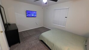 5 chambres, fer et planche à repasser, accès au Wi-Fi (inclus)