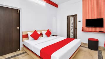 Deluxe Triple Room, Penyaman udara | Peralatan tempat tidur hipoalergenik, meja, kalis bunyi, Wi-fi percuma