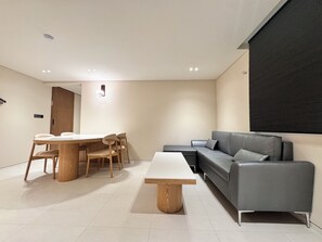 Suite | Living area - The hotel 1997 (Gangnam-gu)