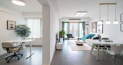 Tyms 2BR 2BA Apt Oriental Cambridge
