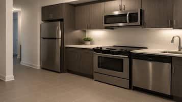 Condo | Private kitchen | Fridge, microwave, oven, stovetop