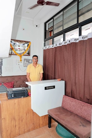Lobby - Hotel Jamuna Shree (Ujjain)