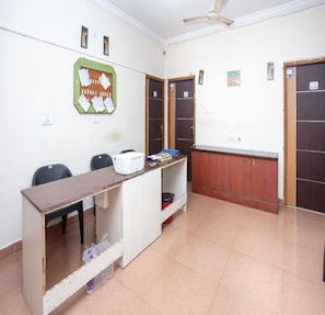 Interior - Stayz Inn (Chennai)