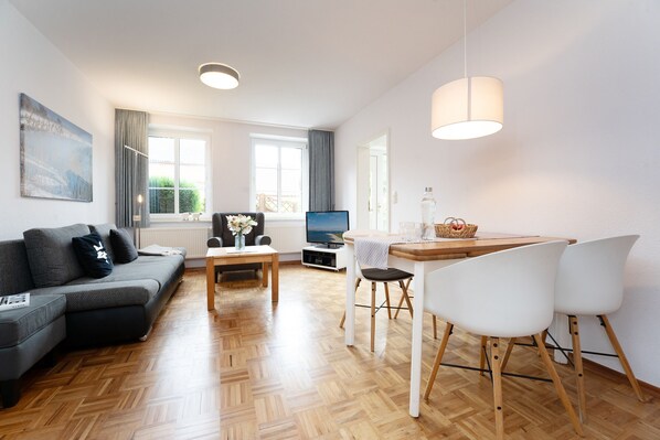 Living area - Vrbo Property (Fehmarn OT Petersdorf)