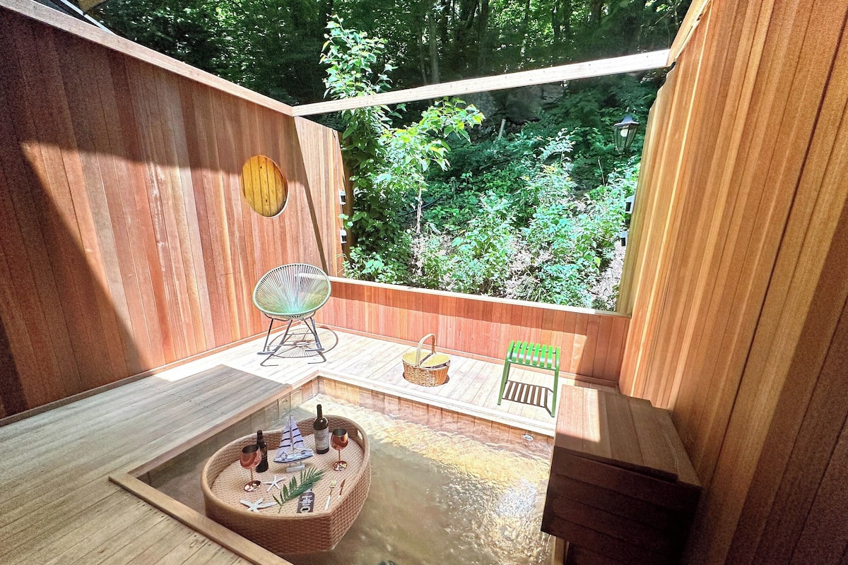Hinoki Spa | Banheira de hidromassagem particular