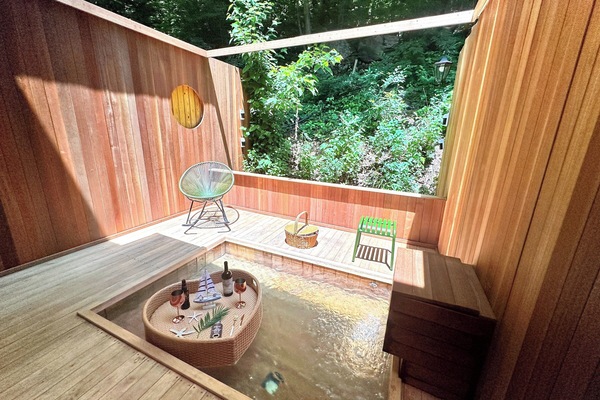Hinoki Spa | Private spa tub