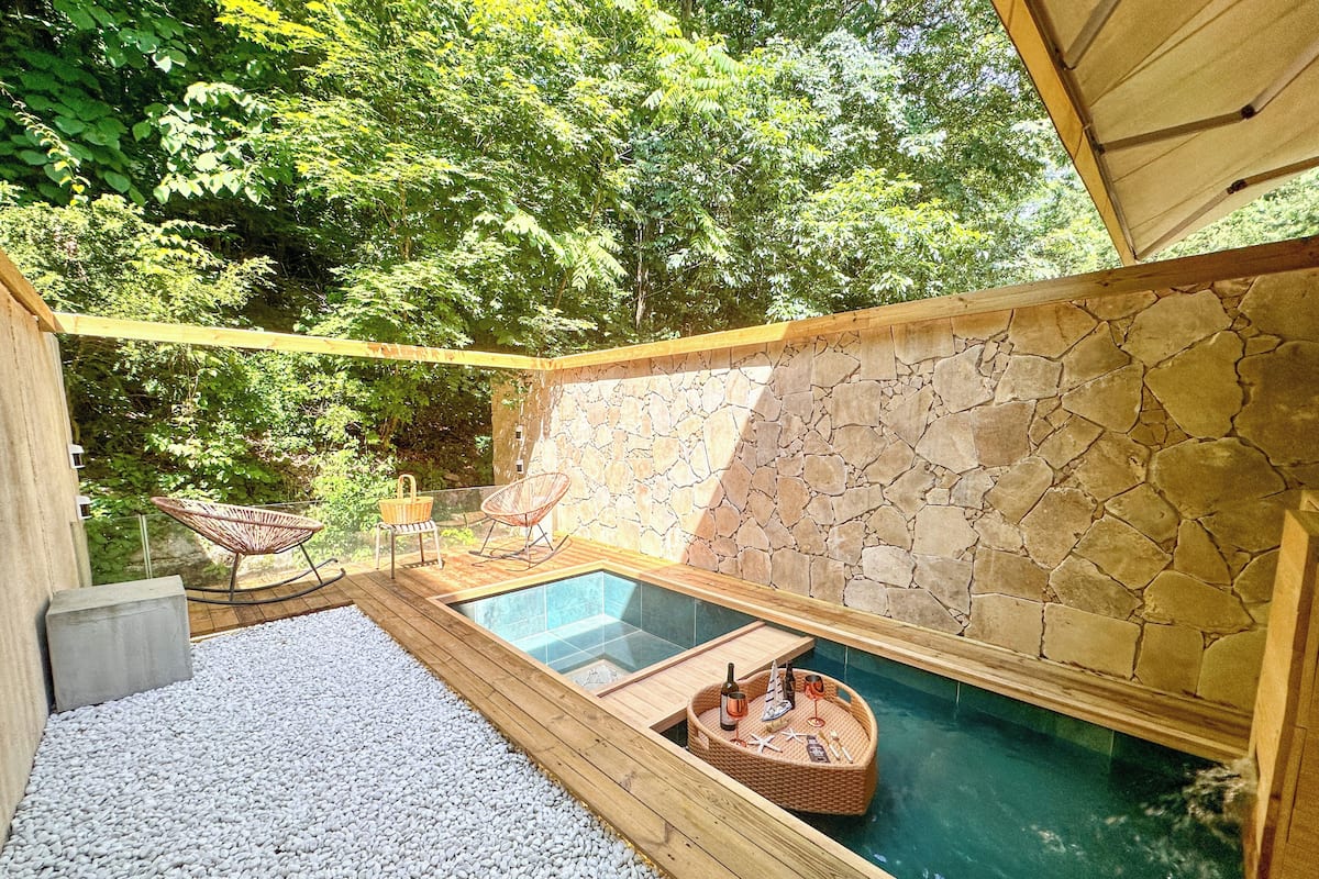 Little garden | Private spa tub