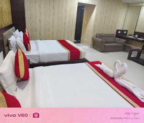 Deluxe Quadruple Room, City View | Desk, free WiFi - Puri Hotel on Ratnakar Rd. Rumani (Puri)