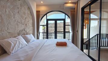 WiFi, bed sheets