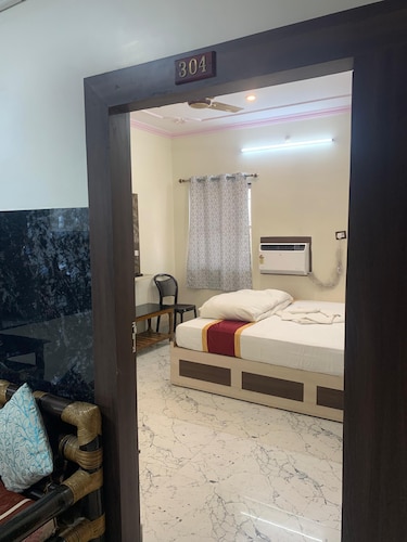 Hotel Mehta Inn
