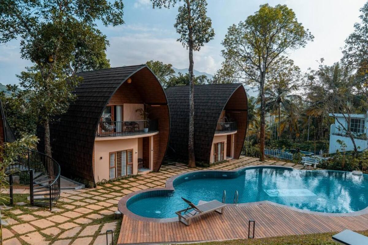 Bogey AC Room with Garden View | Pool | Outdoor pool