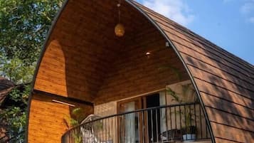 Bogey - Valley View AC Room with Balcony | Exterior
