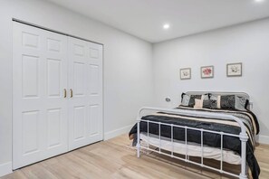 2 chambres, accès à Internet, literie fournie