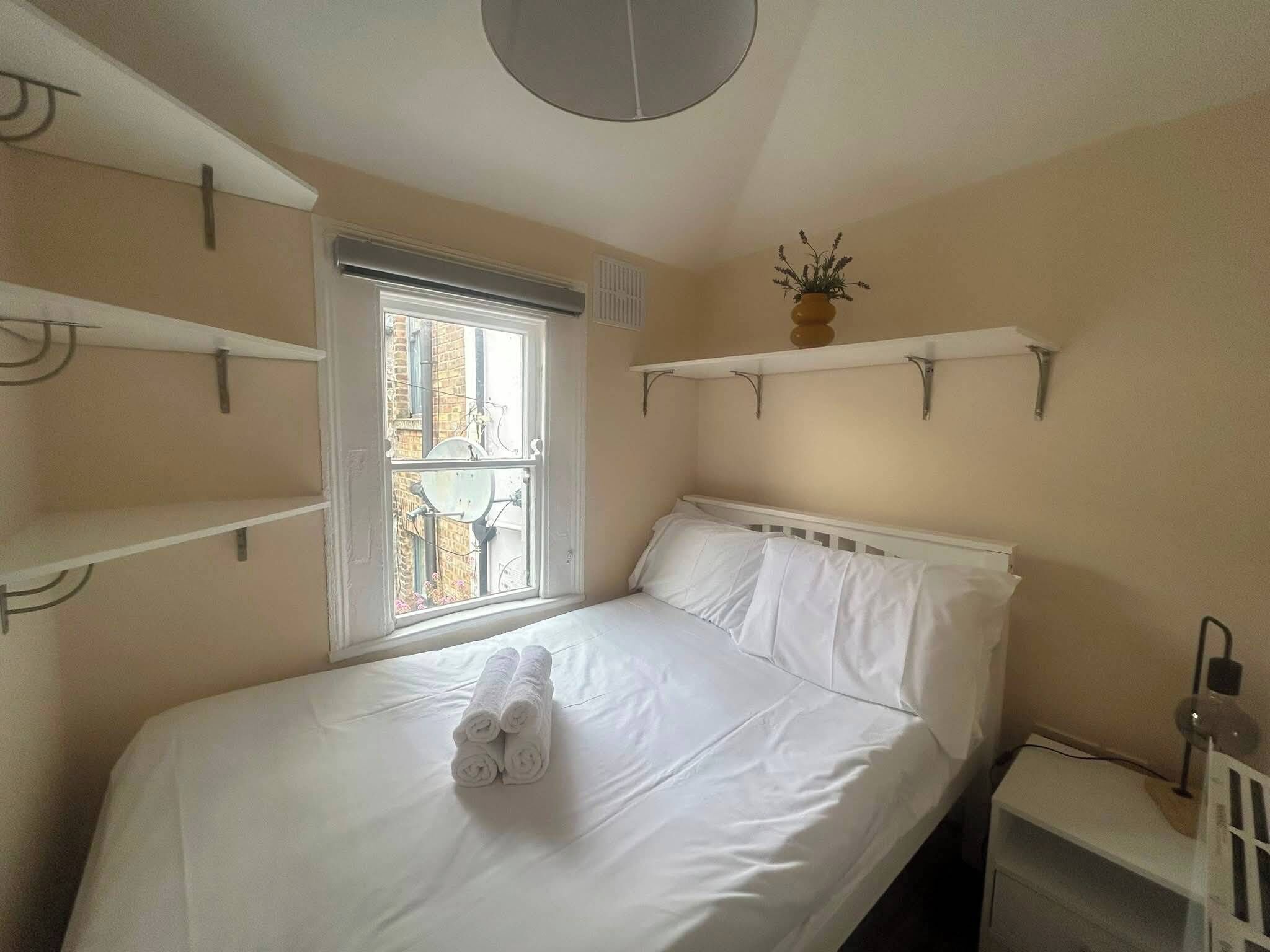 1 bedroom, iron/ironing board, Internet, bed sheets