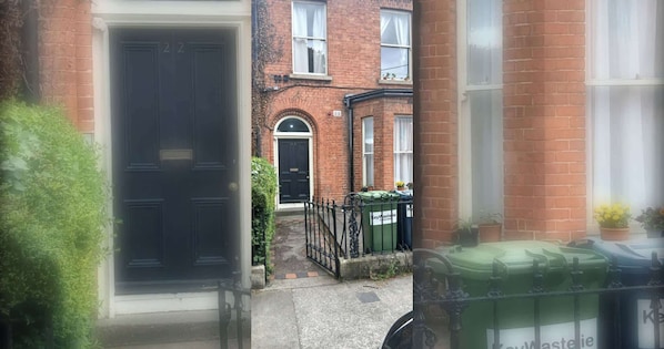 Exterior detail - Cosy 1BD Flat, Dublin 6 (Dublin)