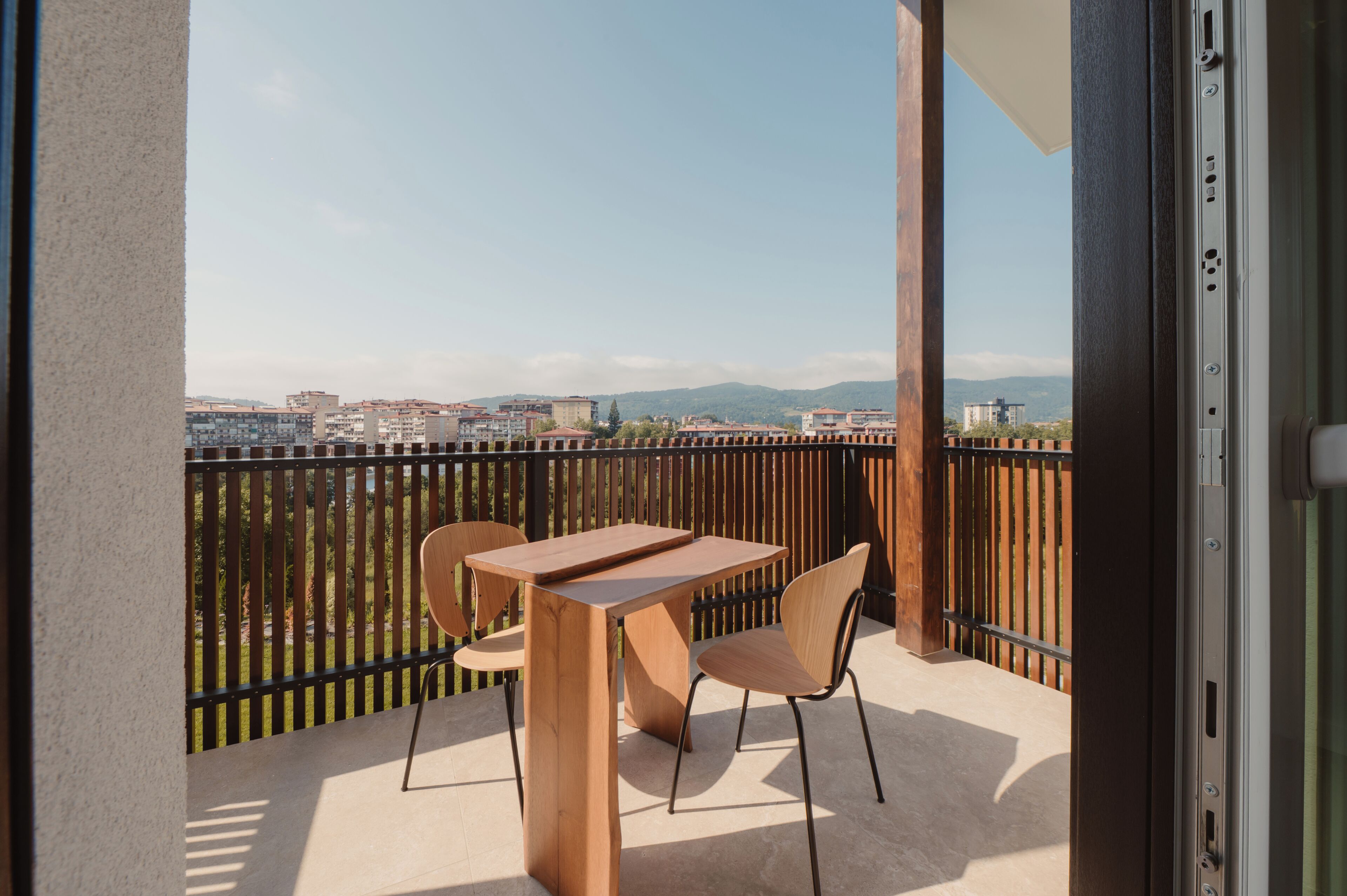 Habitación cuádruple, balcón, vistas a la piscina | Terraza o patio