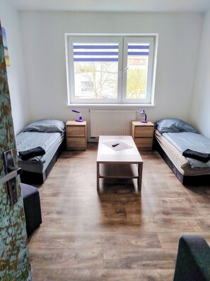 Room - 3BR Orłowo Group Villa and Magic Garden near Sopot 13p (Gdynia)
