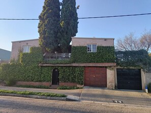 Exterior - Character Cottage with Balcony in Peaceful Garden (Johannesburg)