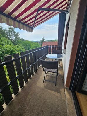 Outdoor dining - Vrbo Property (Waldmohr)