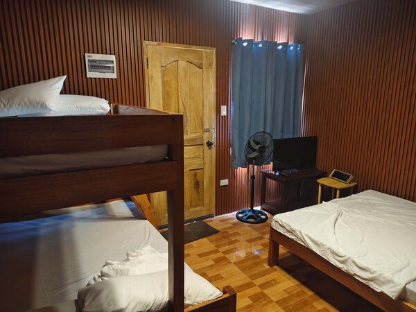 Palawan Authentic Guest House - Puerto Princesa