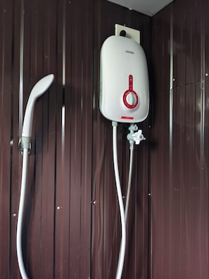 Bathroom - Palawan Authentic Guest House (Puerto Princesa)