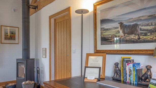 Interior - The Cottage - UKC9711 (Winster)