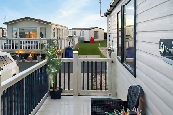 Decking | Swift Retreat, Skegness