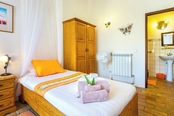 Premium Single Room, Patio, Garden View