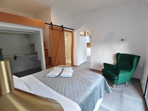 Iron/ironing board, WiFi, bed sheets - Apartamento Fresno . (Chiclana)