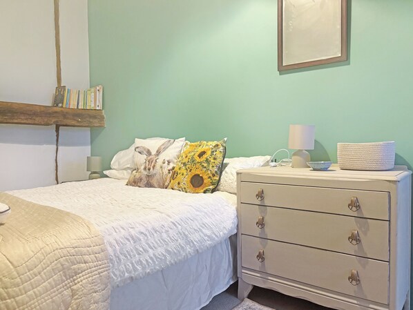 4 bedrooms, free WiFi