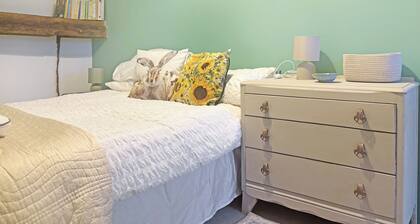 4 bedroom accommodation in Chelsworth