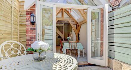 2 bedroom accommodation in Winchester