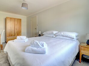Double bedroom | Seven Sisters House, Seaford - 3 bedroom accommodation in Seaford (Seaford)