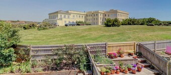 3 bedroom accommodation in Seaford