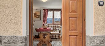 Apartment 'A Casa Di Zia Renny' with Mountain View, Shared Garden and Wi-Fi