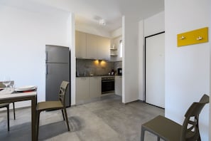 Kühlschrank, Mikrowelle