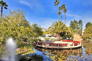 Miscellaneous - 🌴ResortSetting w/Pool close to beach/downtown 🌴 (San Diego)