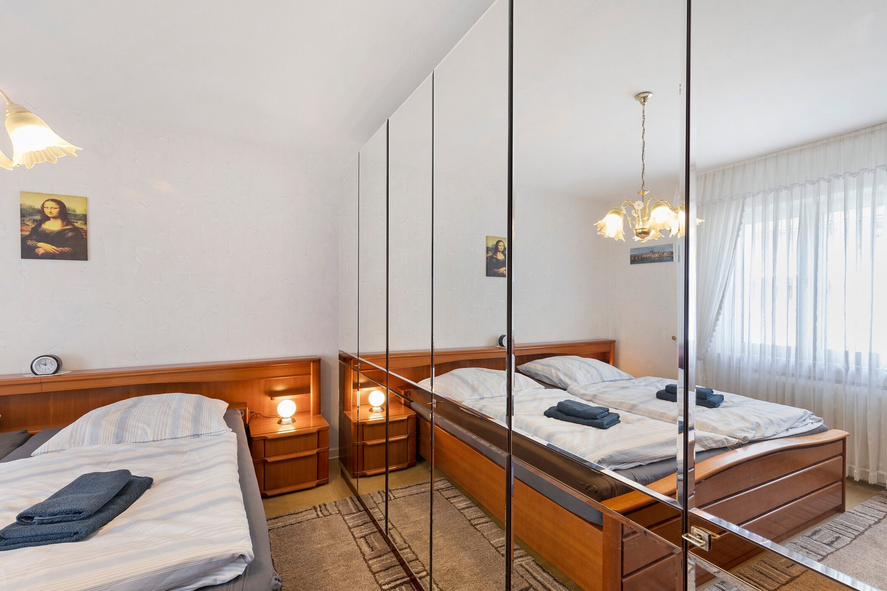 2 bedrooms, WiFi, bed sheets