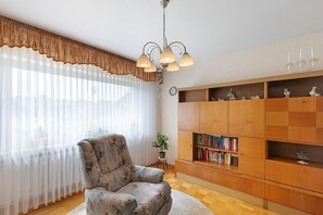 Interior - Apartment 'Country Idyll – Nostalgia' with Shared Terrace and Wi-Fi (Ortenberg)
