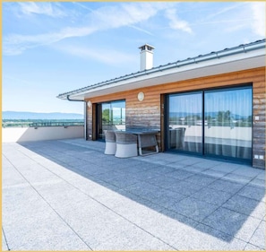 Outdoor dining - Chez Jin | T5 | Etrembières (Étrembières)