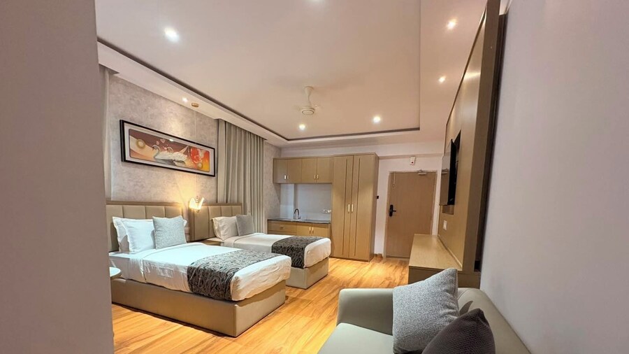 Hotel Tulip Hyderabad Airport Zone