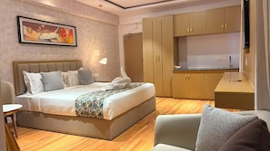 Desk, laptop workspace, free WiFi - Hotel Tulip Hyderabad Airport Zone (Hyderabad)