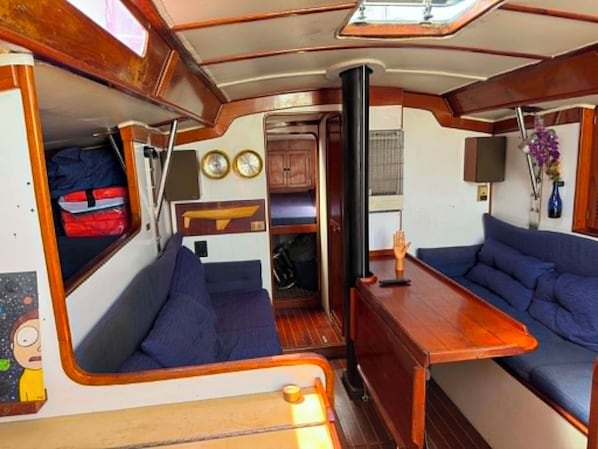 Interior - Stay aboard classic 41' yacht in San Diego’s most beautiful marina setting! (Spring Valley)