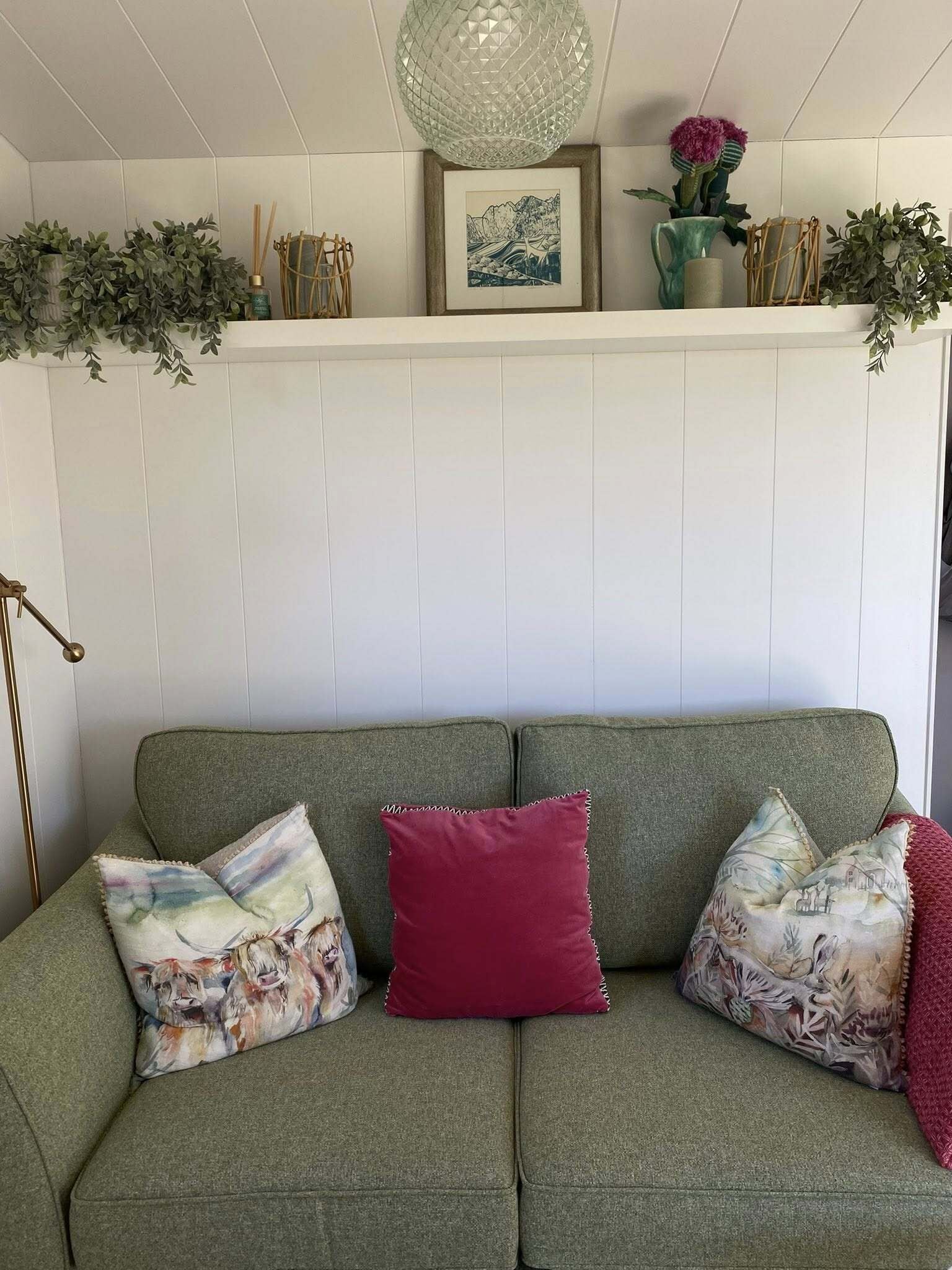 Living Room / Lounge