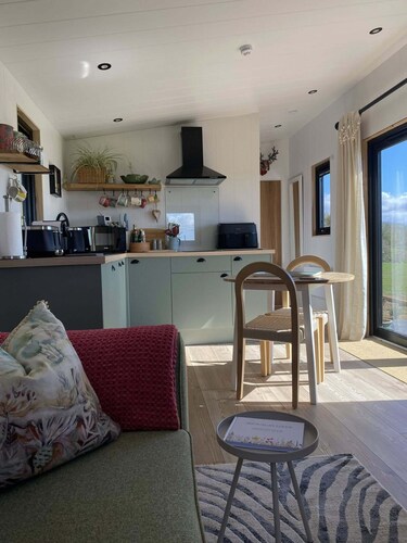 Homely Wooden Cabin on the Isle of Skye