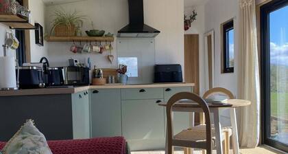 Homely Wooden Cabin on the Isle of Skye