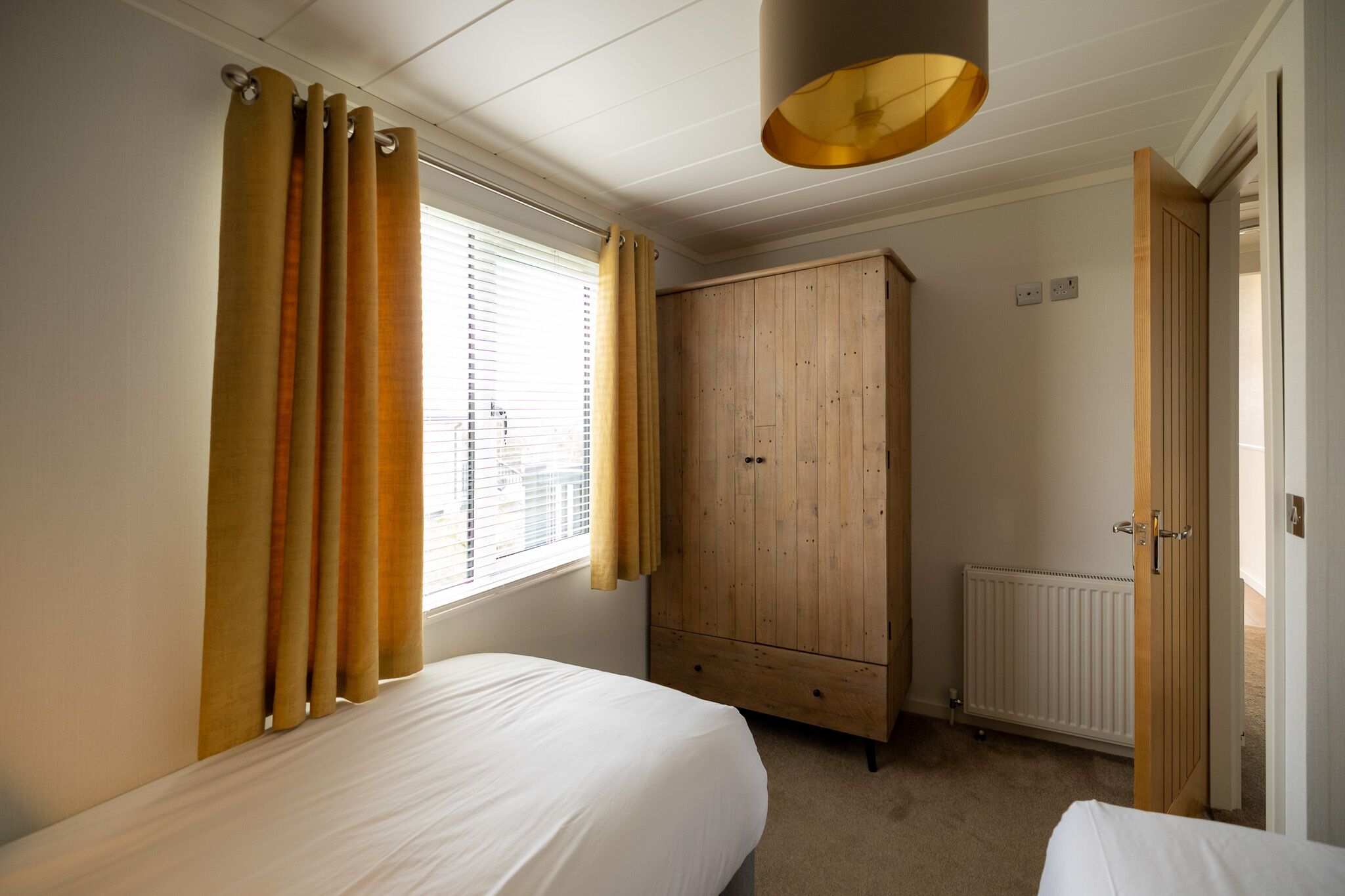 3 bedrooms, in-room safe, desk, iron/ironing board