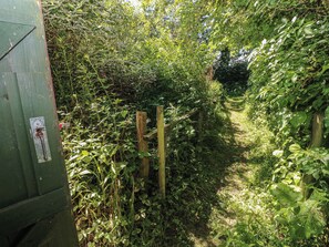 Property grounds - Rumenco Horse Lorry (Boncath)