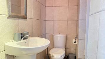 Habitación, 1 habitación, para fumadores | Baño